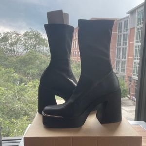 Steve Madden mid black boots